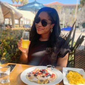 Meet your Posher, Karissa